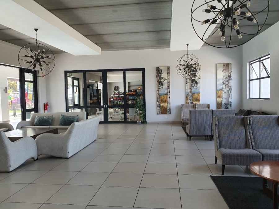 1 Bedroom Property for Sale in Greenstone Hill Gauteng