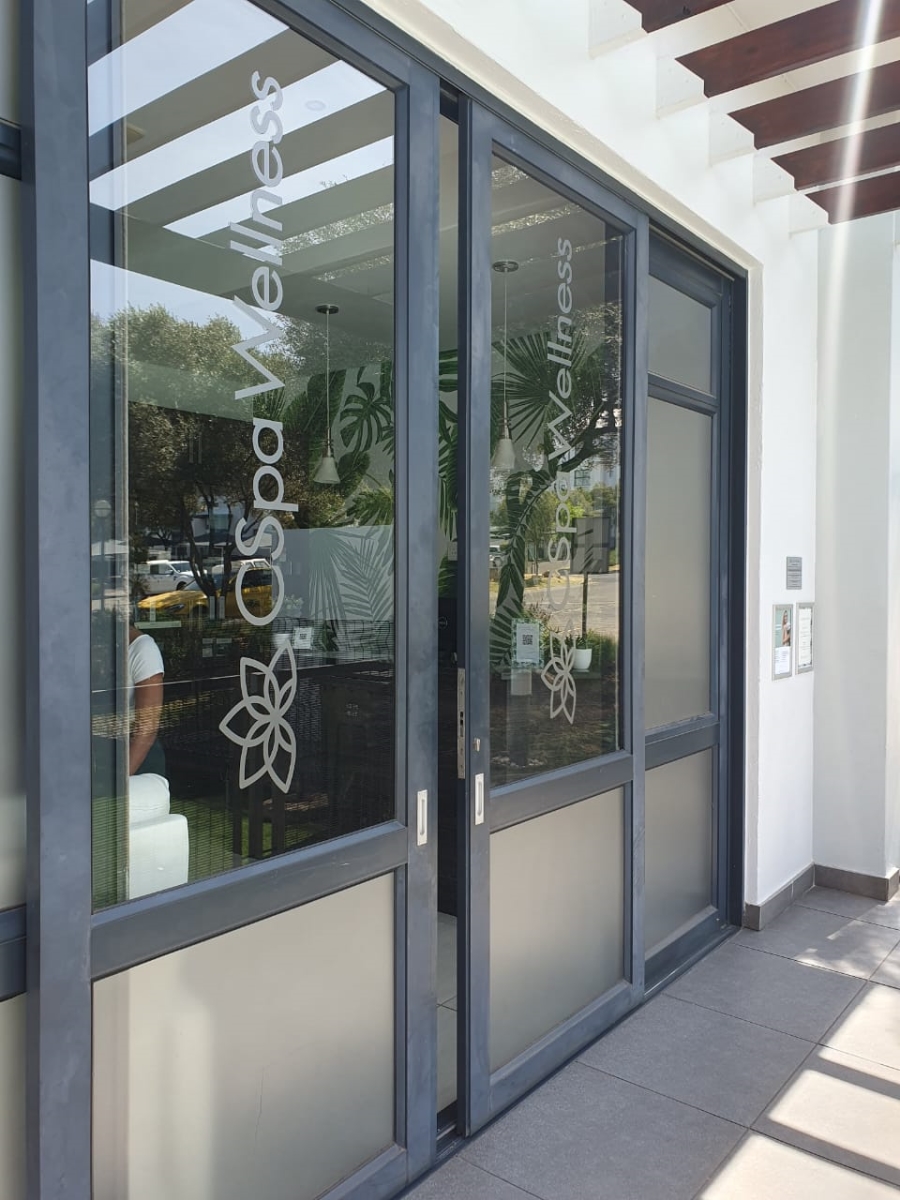 1 Bedroom Property for Sale in Greenstone Hill Gauteng