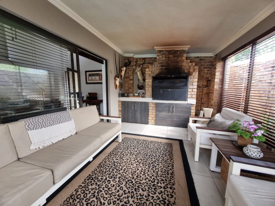 3 Bedroom Property for Sale in Needwood Gauteng