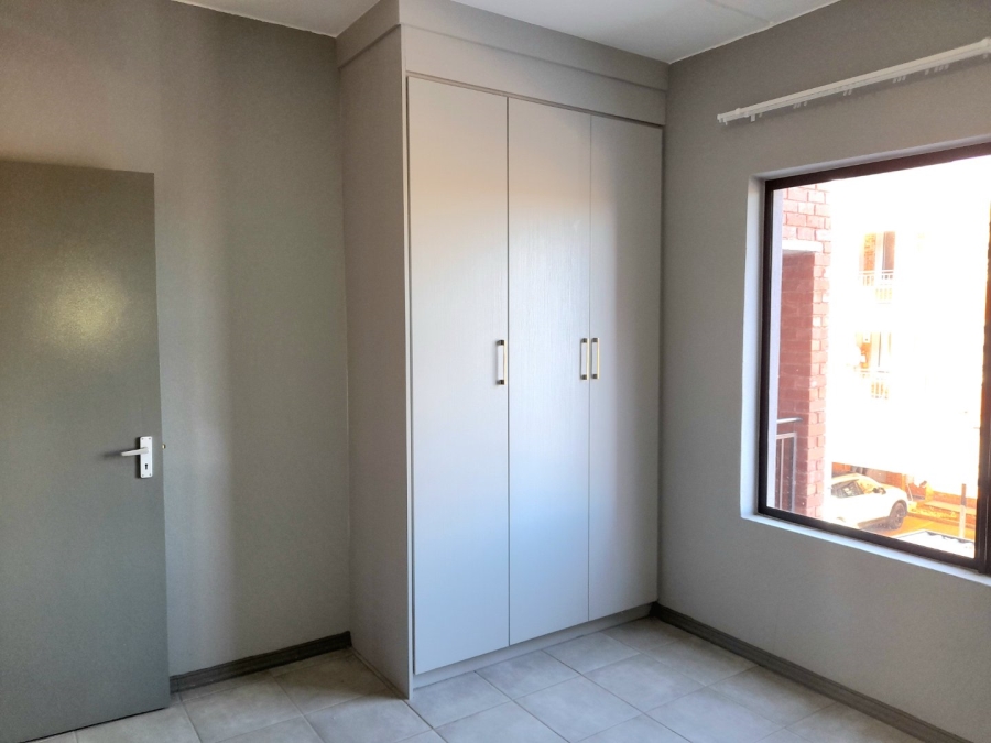 To Let 2 Bedroom Property for Rent in Witpoortjie Gauteng