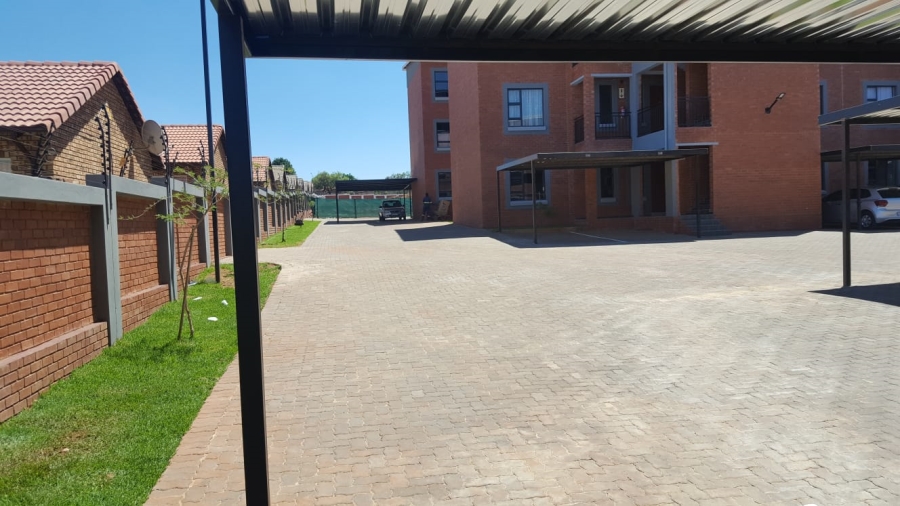 3 Bedroom Property for Sale in Witpoortjie Gauteng