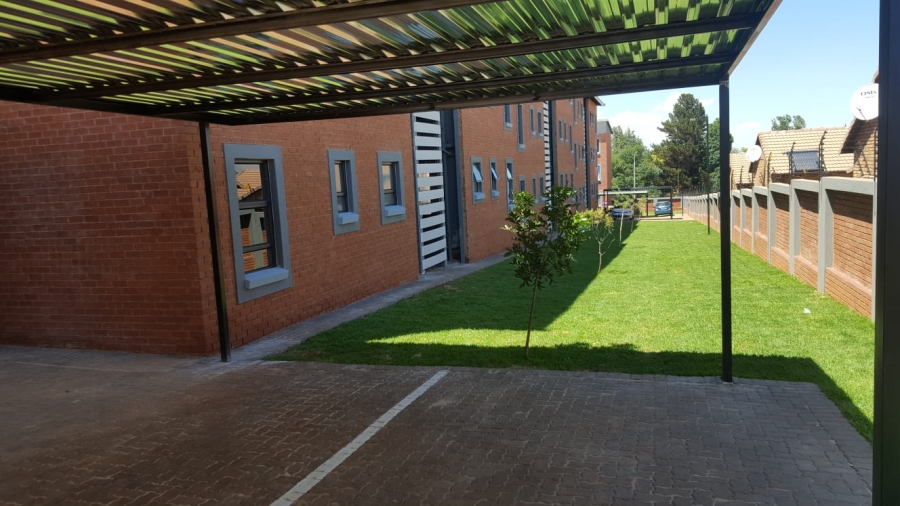 3 Bedroom Property for Sale in Witpoortjie Gauteng
