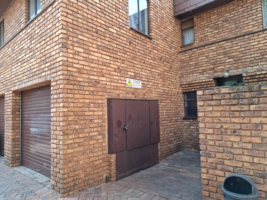 2 Bedroom Property for Sale in Muckleneuk Gauteng