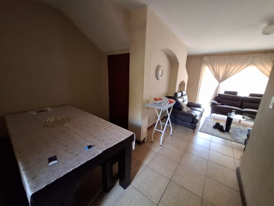 2 Bedroom Property for Sale in Muckleneuk Gauteng