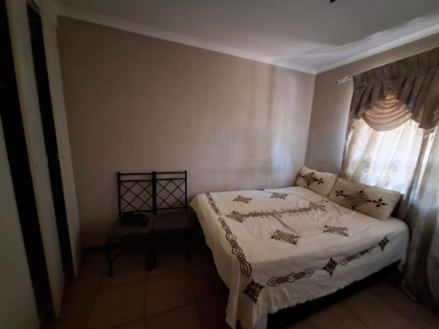 2 Bedroom Property for Sale in Muckleneuk Gauteng