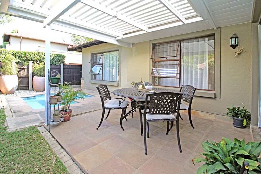 2 Bedroom Property for Sale in Broadacres Gauteng