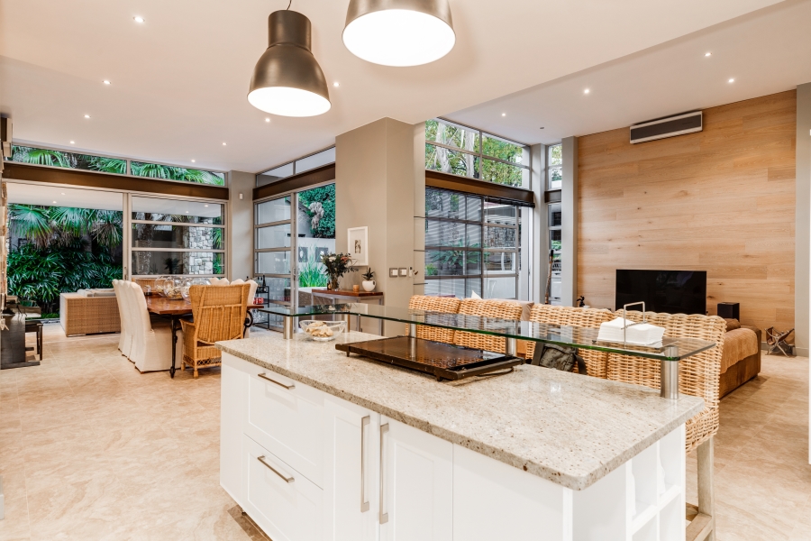 4 Bedroom Property for Sale in Fourways Gardens Gauteng
