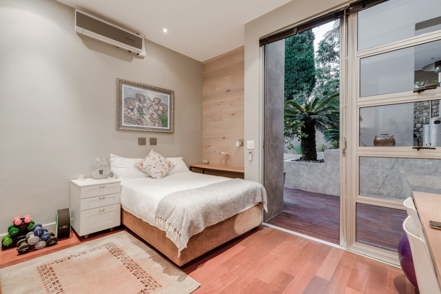 4 Bedroom Property for Sale in Fourways Gardens Gauteng