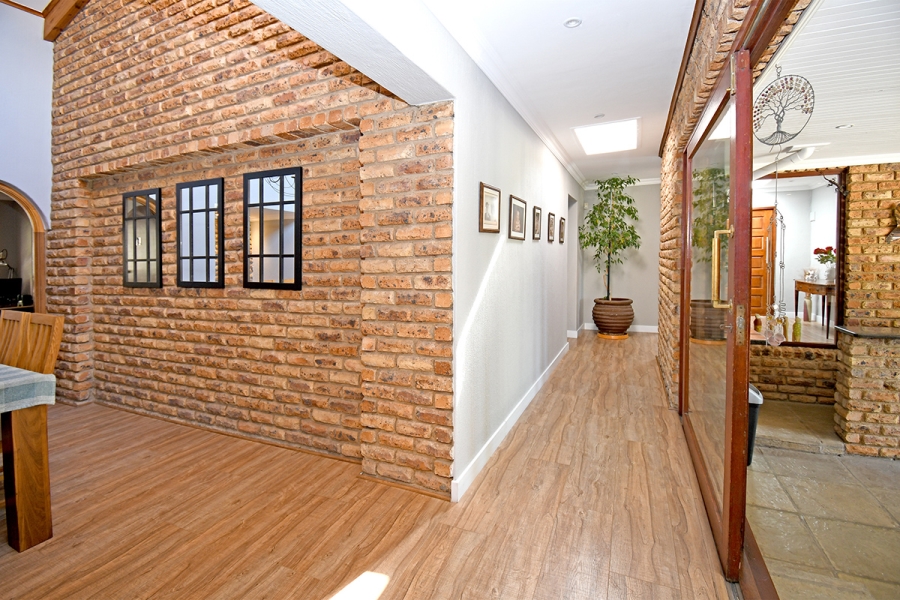 4 Bedroom Property for Sale in Bryanston Gauteng