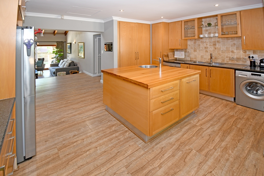 4 Bedroom Property for Sale in Bryanston Gauteng