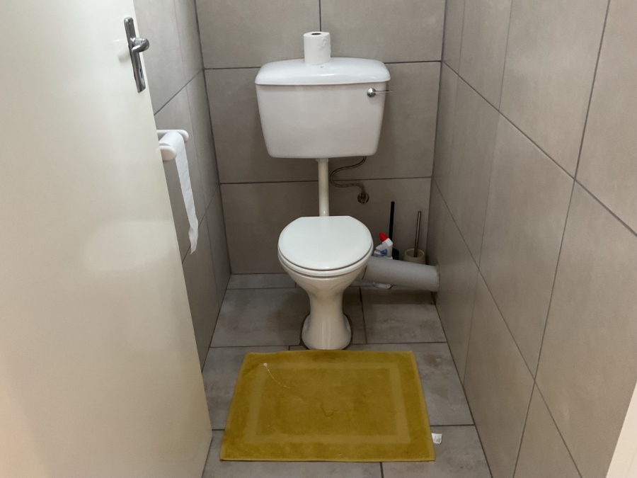 2 Bedroom Property for Sale in Zwartkop Gauteng