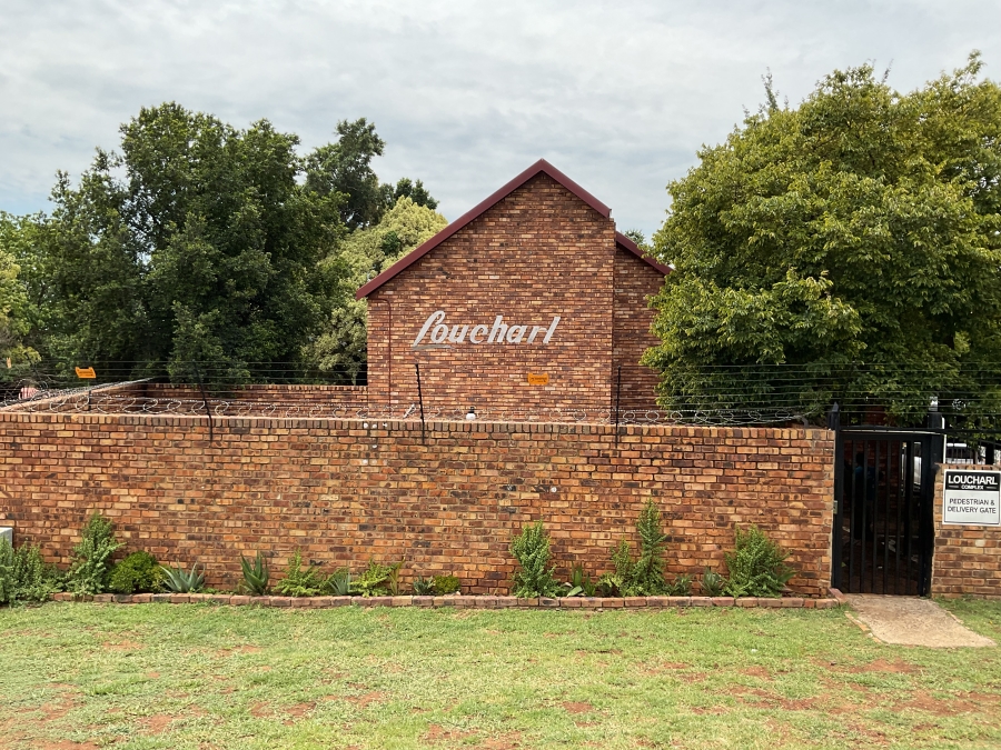 2 Bedroom Property for Sale in Zwartkop Gauteng