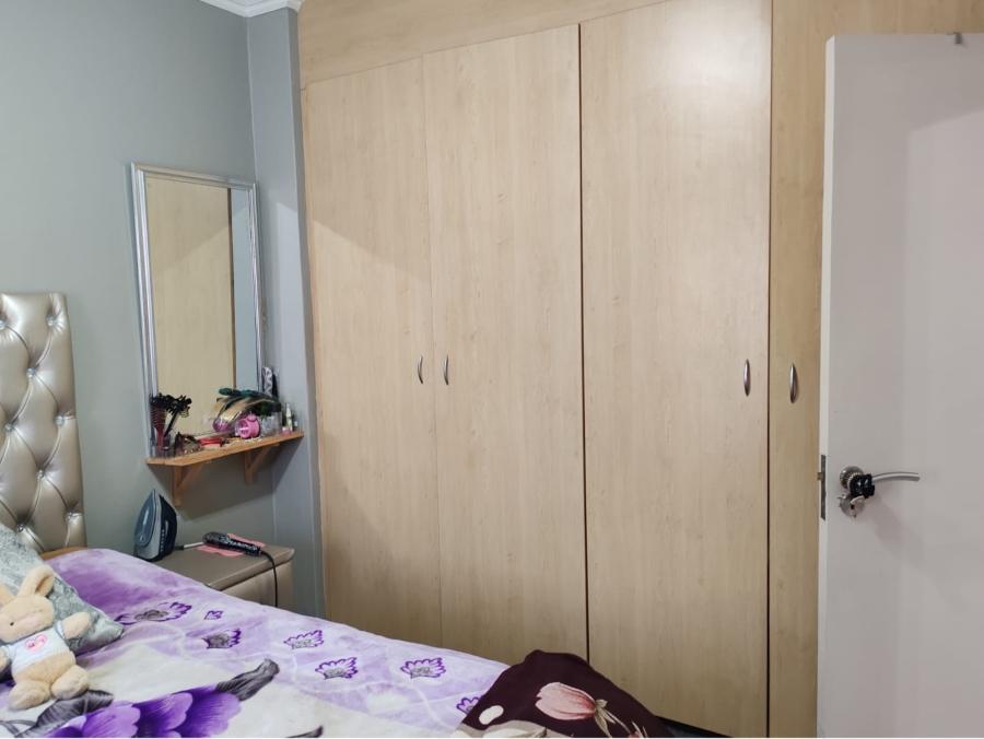 1 Bedroom Property for Sale in Sunninghill Gauteng