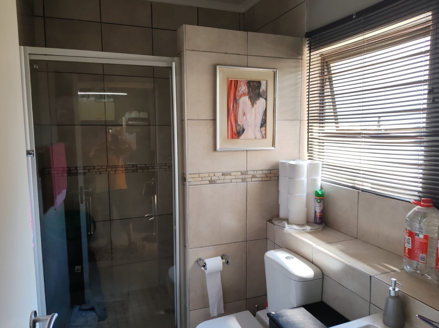 1 Bedroom Property for Sale in Sunninghill Gauteng