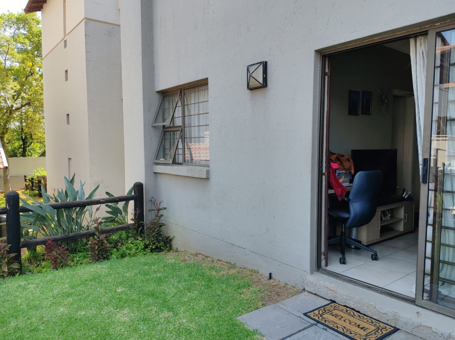 1 Bedroom Property for Sale in Sunninghill Gauteng