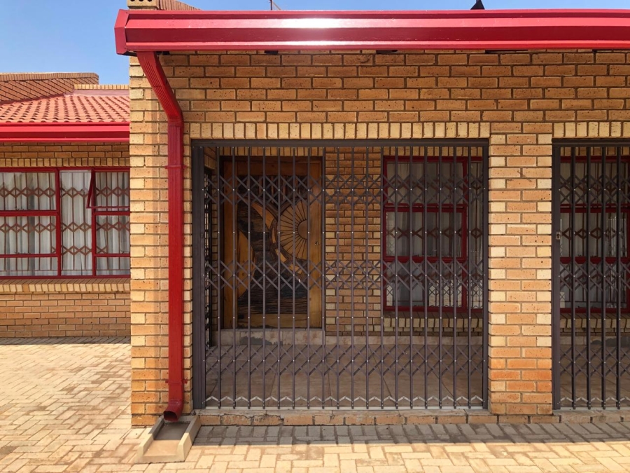 4 Bedroom Property for Sale in Meyerton Park Gauteng