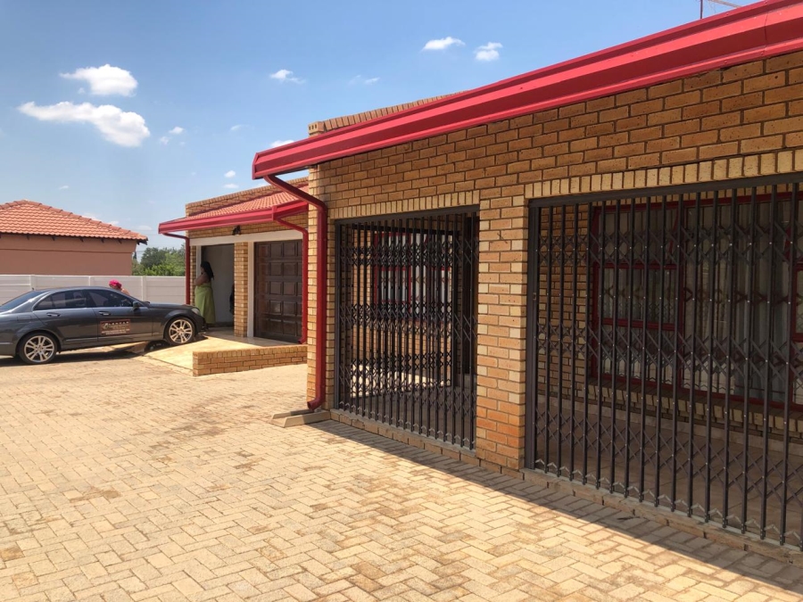 4 Bedroom Property for Sale in Meyerton Park Gauteng