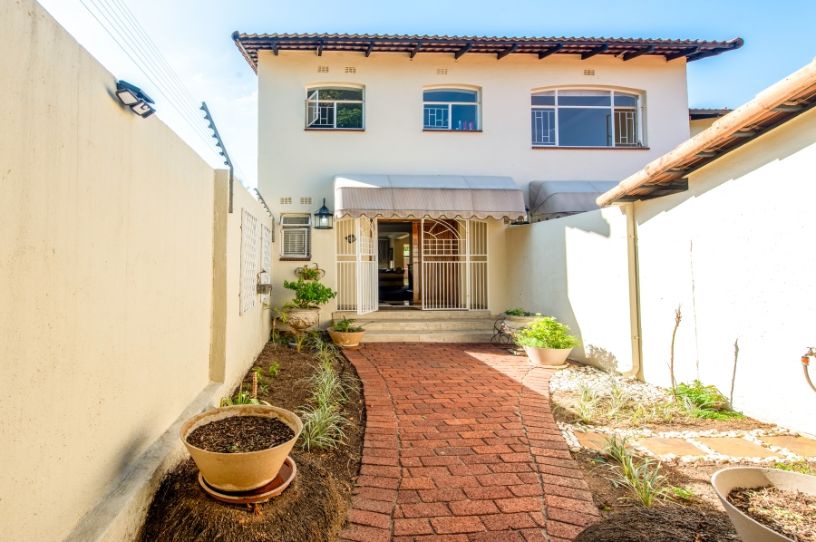 2 Bedroom Property for Sale in Strathavon Gauteng