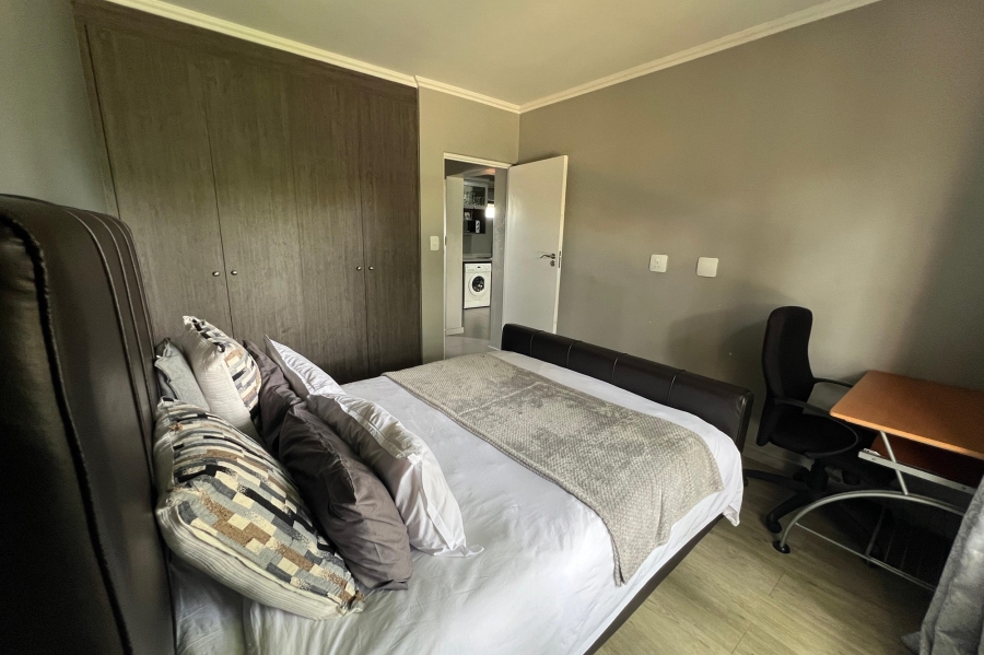 To Let 1 Bedroom Property for Rent in Bryanston Gauteng