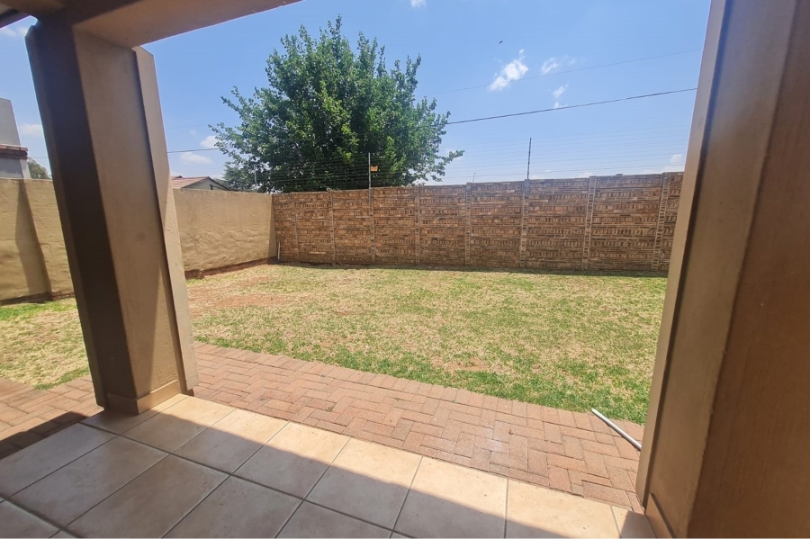 To Let 3 Bedroom Property for Rent in Meyersig Lifestyle Estate Gauteng