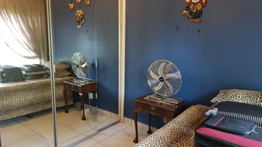 3 Bedroom Property for Sale in Brackendowns Gauteng