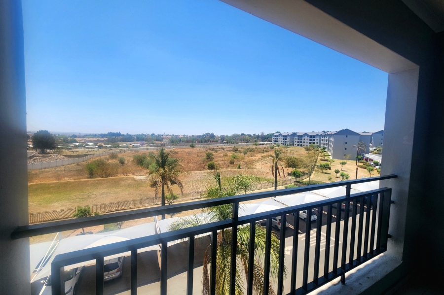 1 Bedroom Property for Sale in Carlswald Gauteng