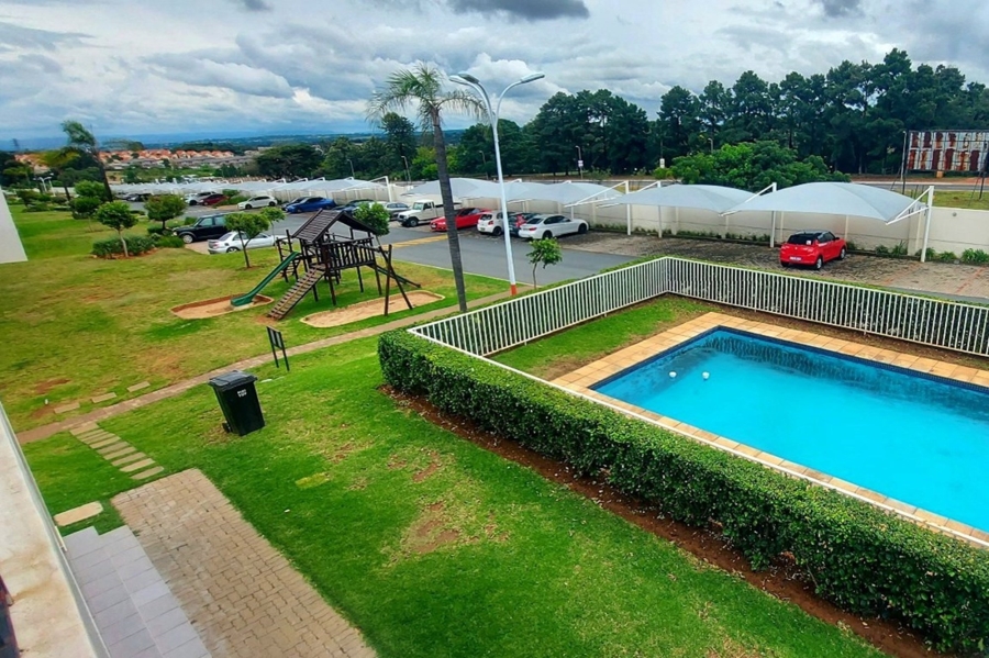 1 Bedroom Property for Sale in Carlswald Gauteng