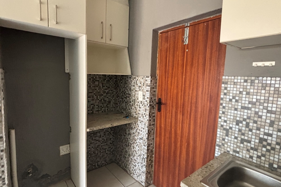 2 Bedroom Property for Sale in Honeypark Gauteng