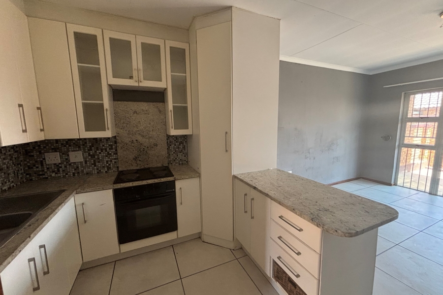 2 Bedroom Property for Sale in Honeypark Gauteng