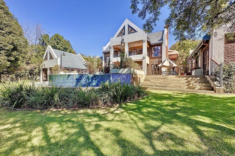 5 Bedroom Property for Sale in Mooikloof Equestrian Estate Gauteng