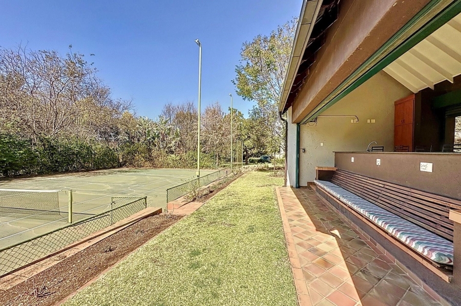 5 Bedroom Property for Sale in Mooikloof Equestrian Estate Gauteng