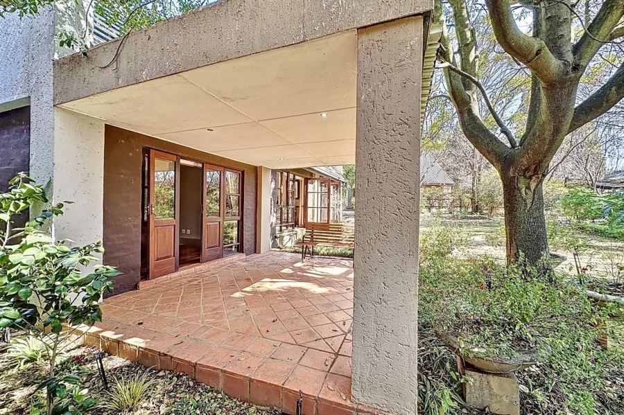 5 Bedroom Property for Sale in Mooikloof Equestrian Estate Gauteng