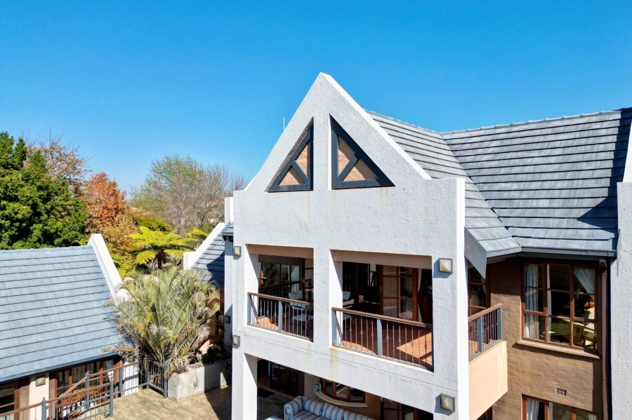 5 Bedroom Property for Sale in Mooikloof Equestrian Estate Gauteng