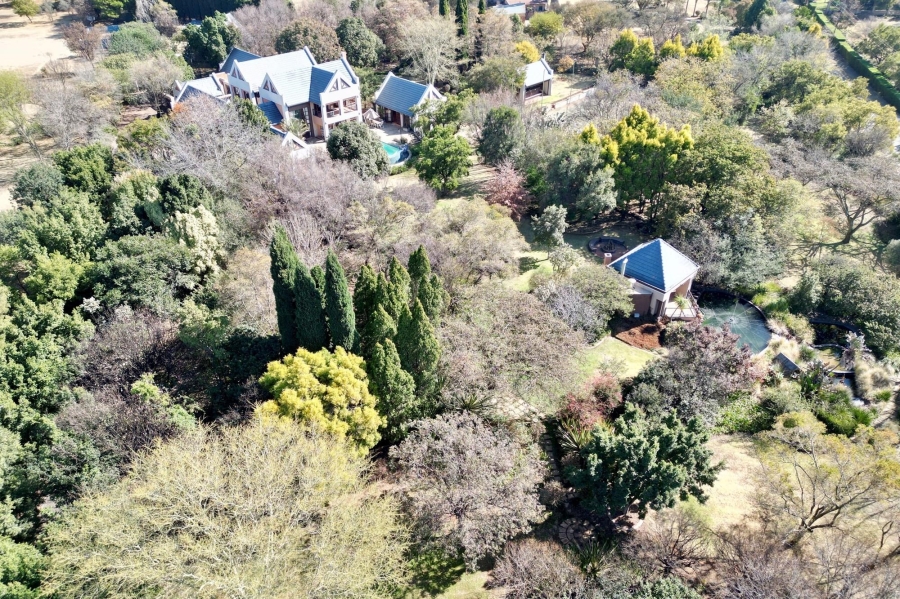 5 Bedroom Property for Sale in Mooikloof Equestrian Estate Gauteng