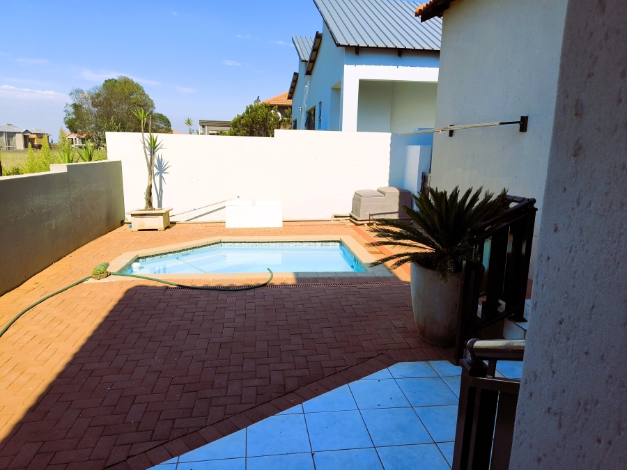 3 Bedroom Property for Sale in Kungwini Country Estate Gauteng