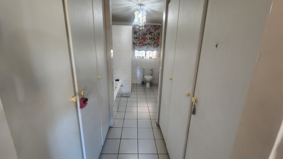 4 Bedroom Property for Sale in Wonderboom Gauteng