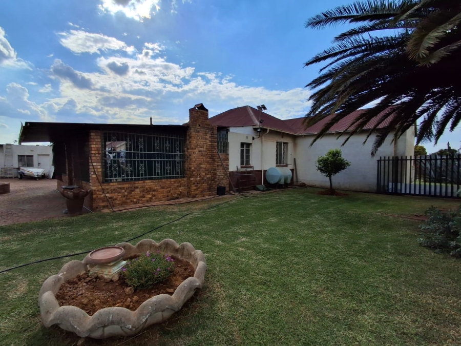 3 Bedroom Property for Sale in Brakpan Central Gauteng