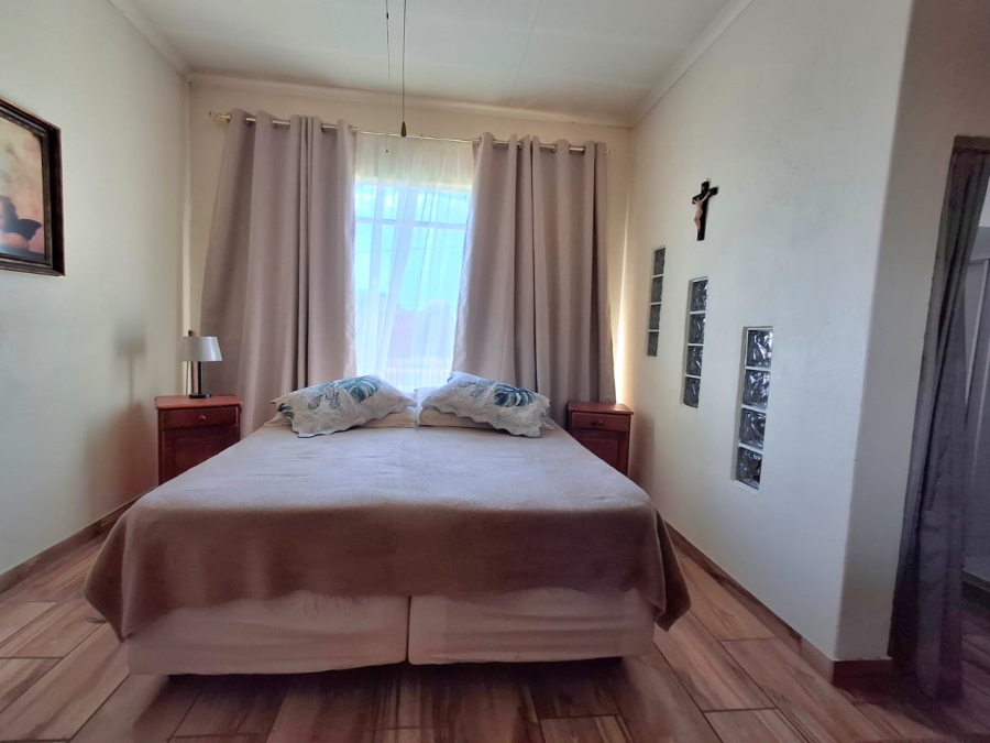 3 Bedroom Property for Sale in Brakpan Central Gauteng