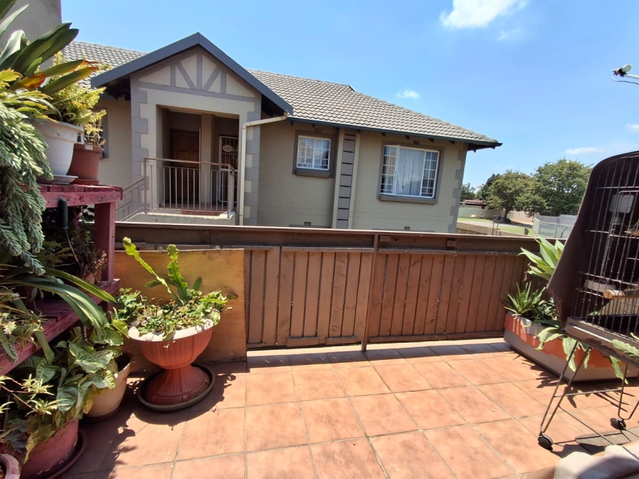 2 Bedroom Property for Sale in Minnebron Gauteng