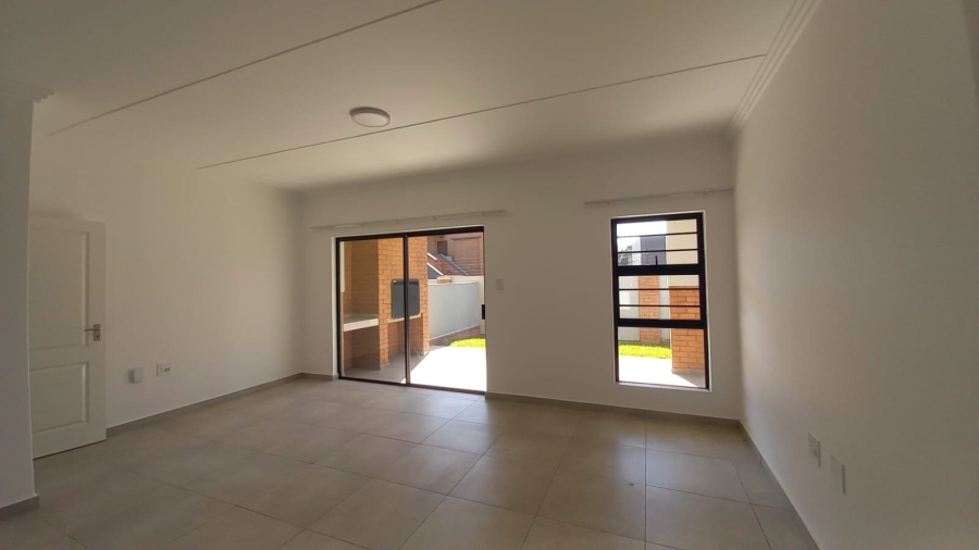 To Let 3 Bedroom Property for Rent in Raceview Gauteng