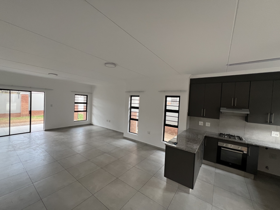 To Let 3 Bedroom Property for Rent in Raceview Gauteng