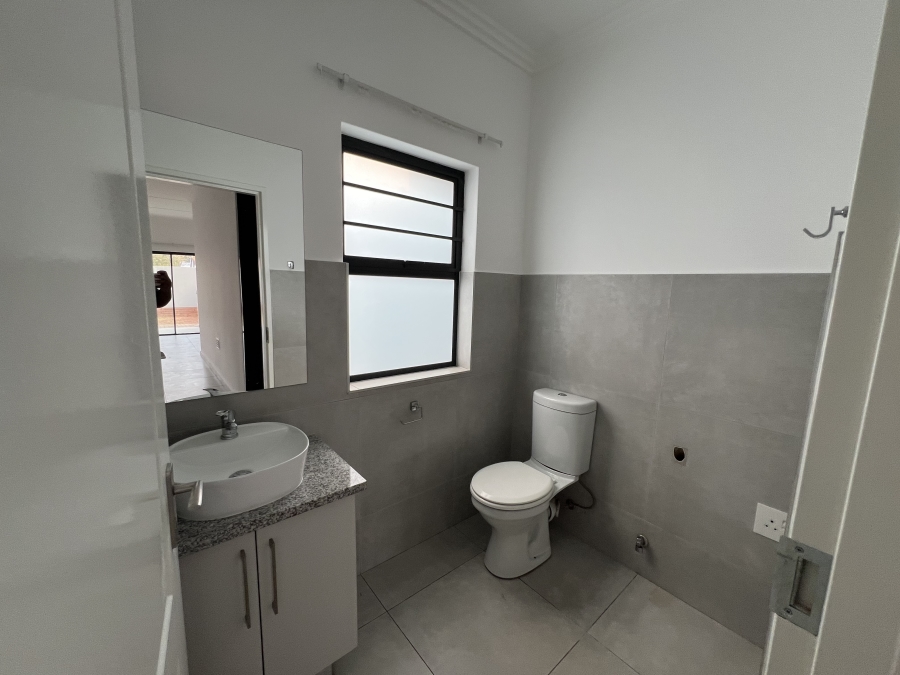 To Let 3 Bedroom Property for Rent in Raceview Gauteng