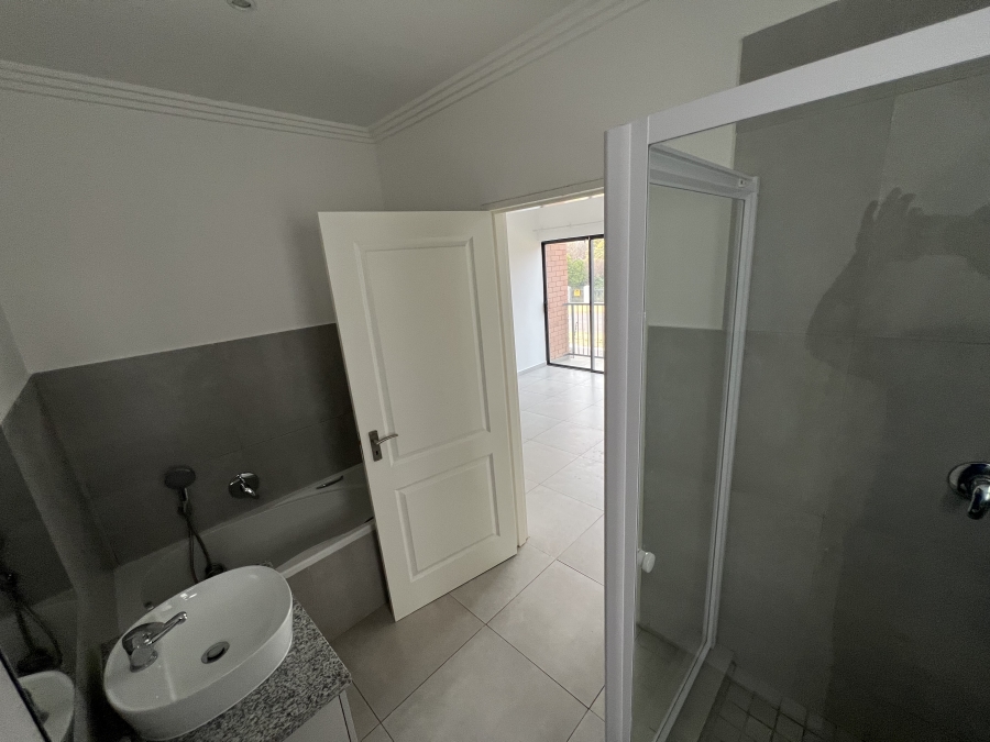 To Let 3 Bedroom Property for Rent in Raceview Gauteng