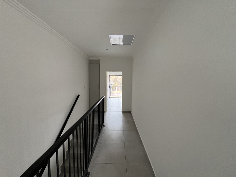 To Let 3 Bedroom Property for Rent in Raceview Gauteng