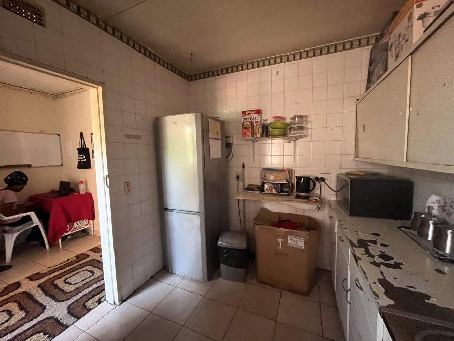 1 Bedroom Property for Sale in Windsor East Gauteng