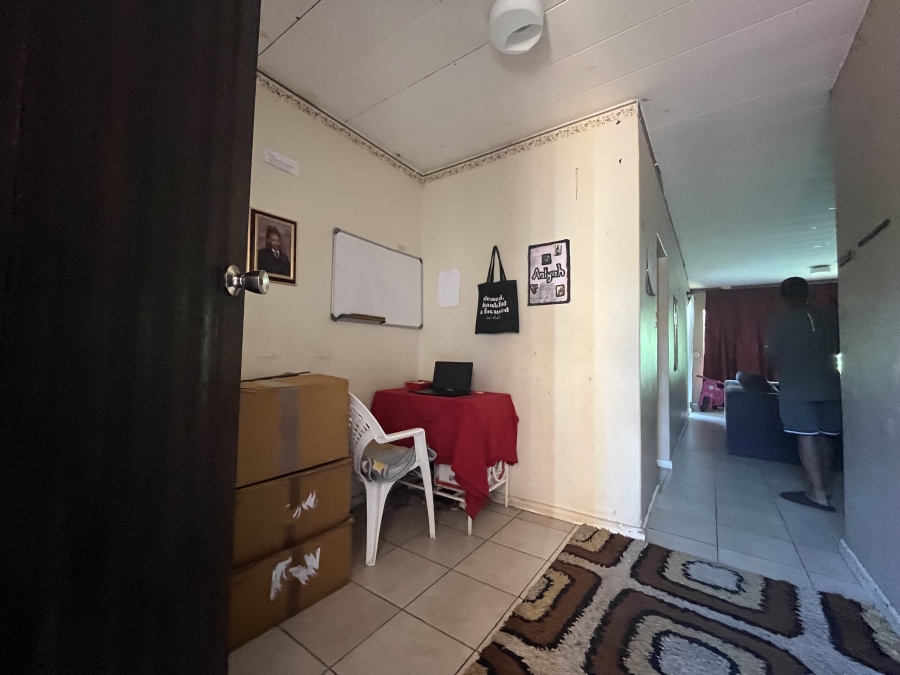 1 Bedroom Property for Sale in Windsor East Gauteng