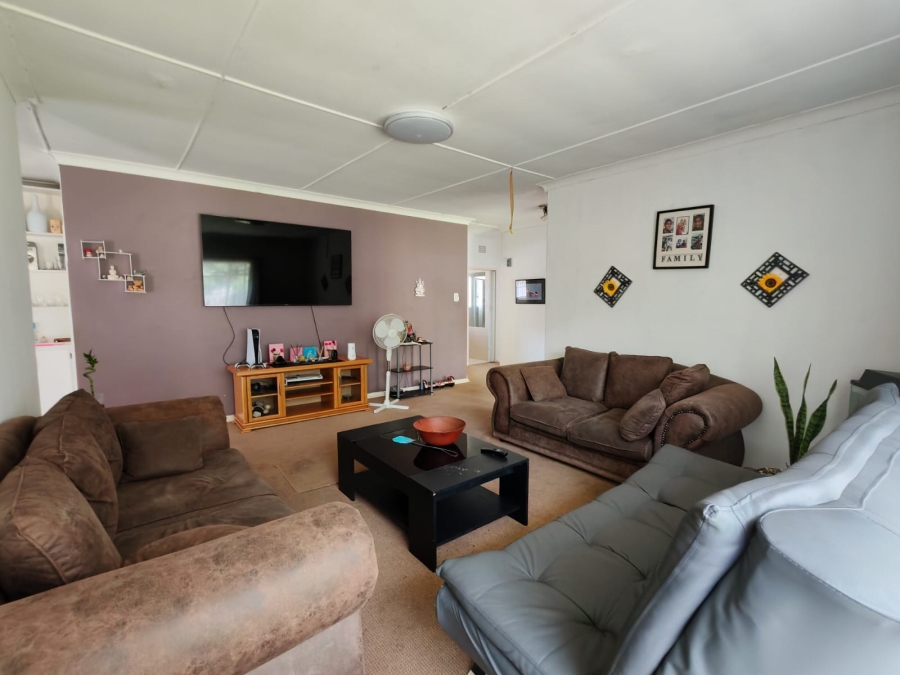 4 Bedroom Property for Sale in Risiville Gauteng