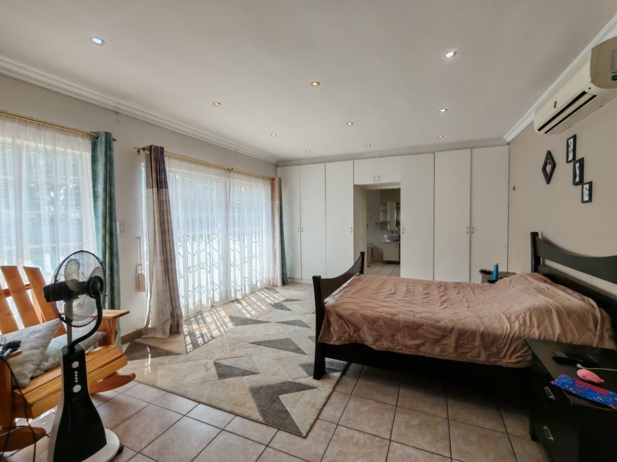 4 Bedroom Property for Sale in Risiville Gauteng