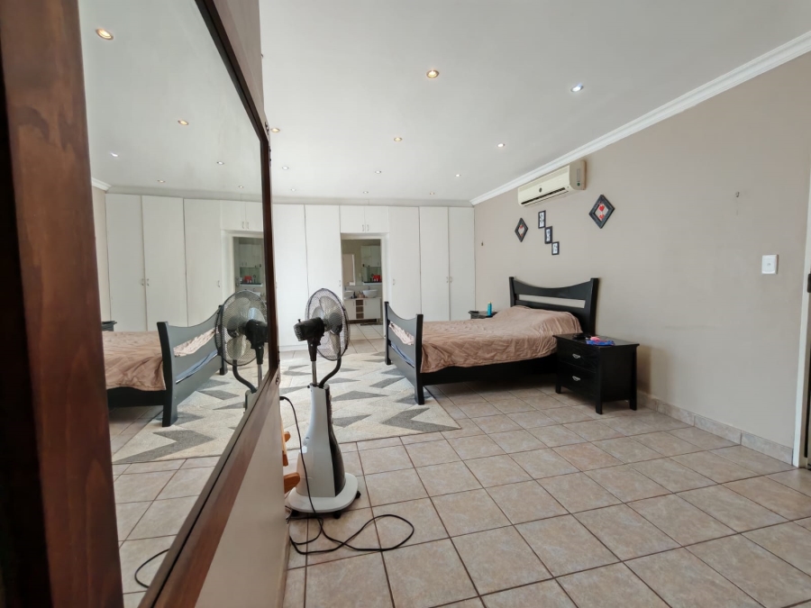 4 Bedroom Property for Sale in Risiville Gauteng