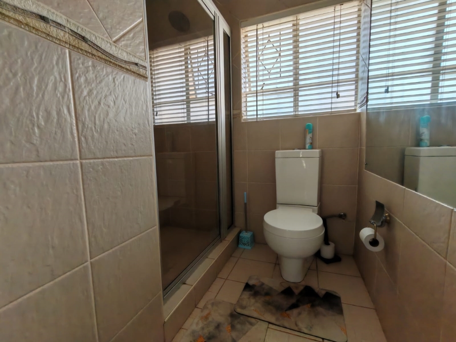 4 Bedroom Property for Sale in Risiville Gauteng